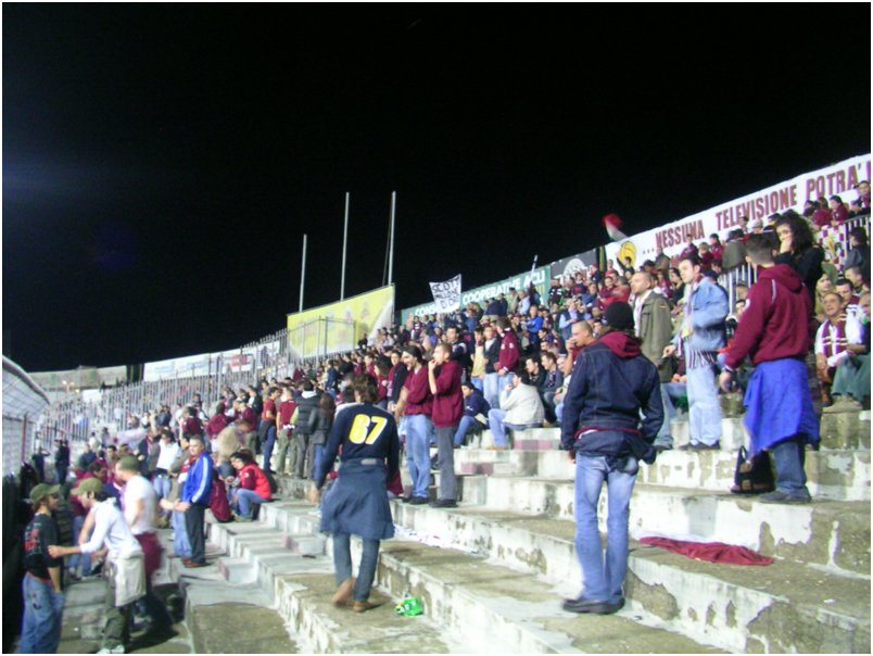 Arezzo - Cesena  30.10.2004 005